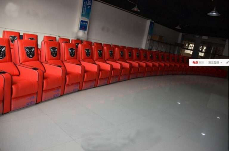 Home Theater Seating Layout Curved Or Straight Row