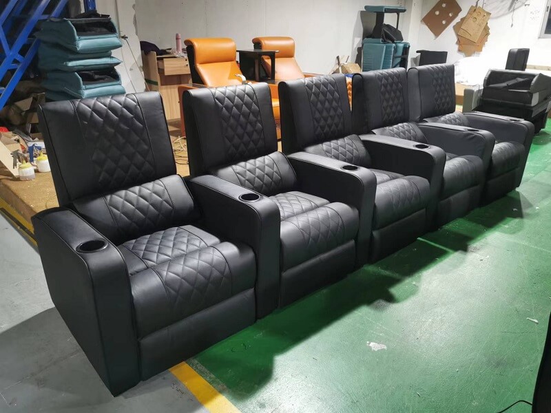5 seater theatre lounge