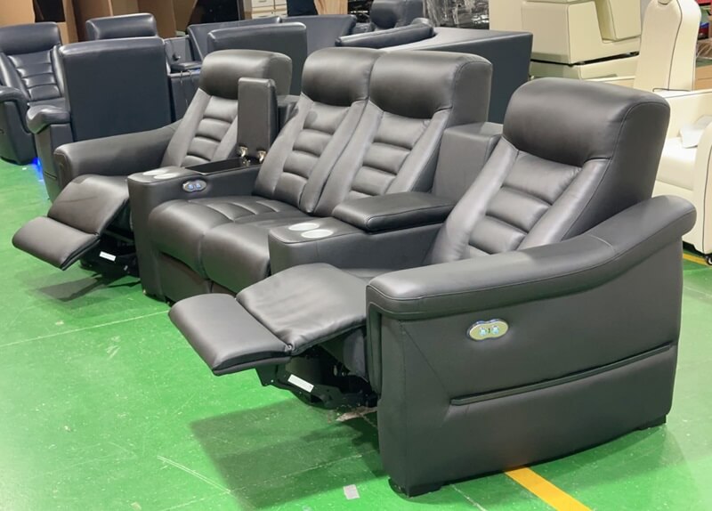 4 seater with loveseat in the middle